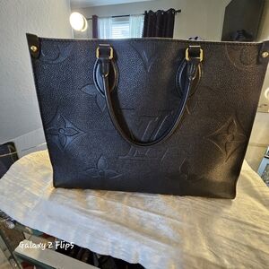 Louis vuitton purse